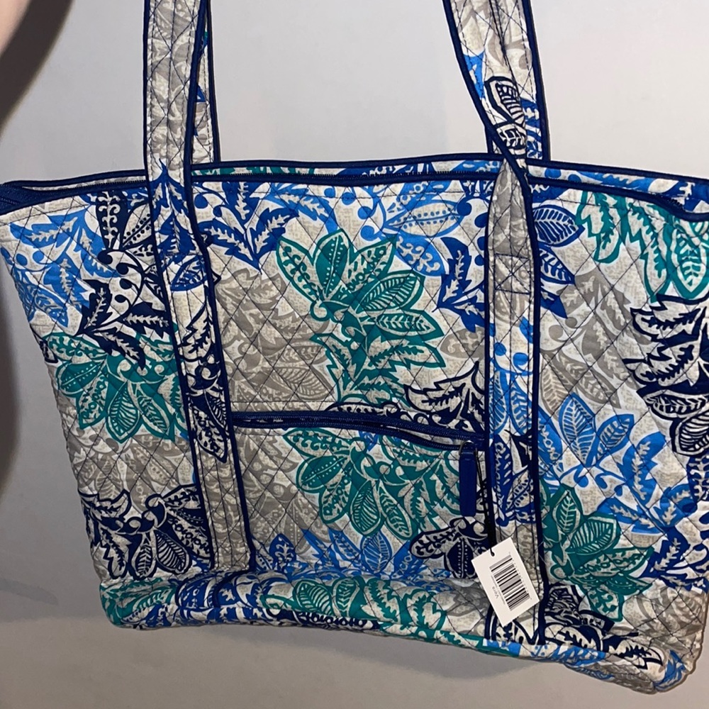 NWT Vera Bradley tote bag